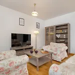 Lägenhet Bulwary Wislane Ludwinowska Przy Forum By Renters *